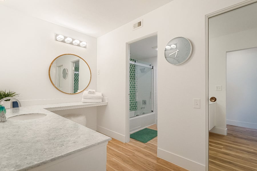 Queen Master Bath