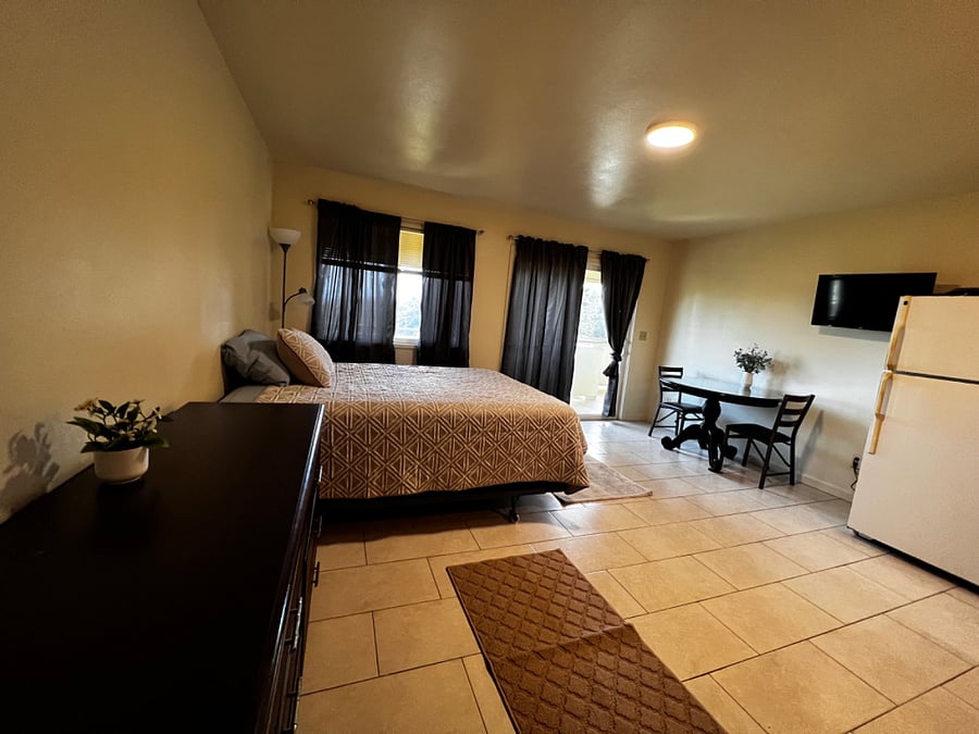 Furnished Finder property 675614_1 photo 3