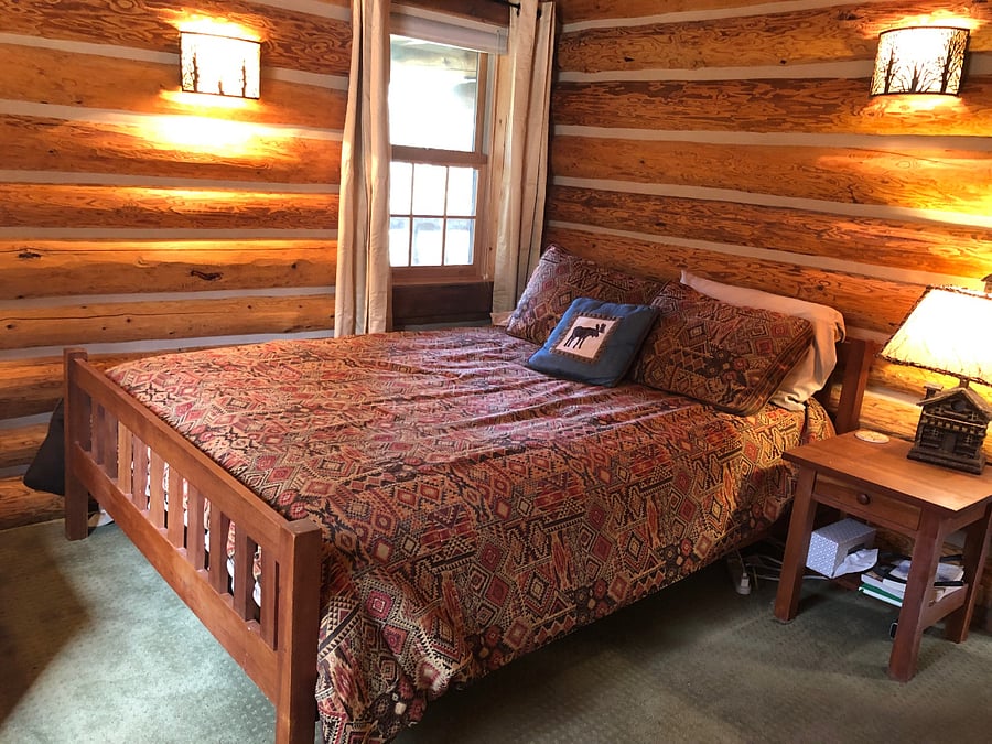 BEDROOM 2 HAS A QUEEN BED, DRESSER AND CLOSET