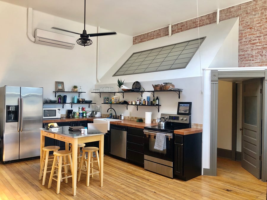 FULL OPEN KITCHEN