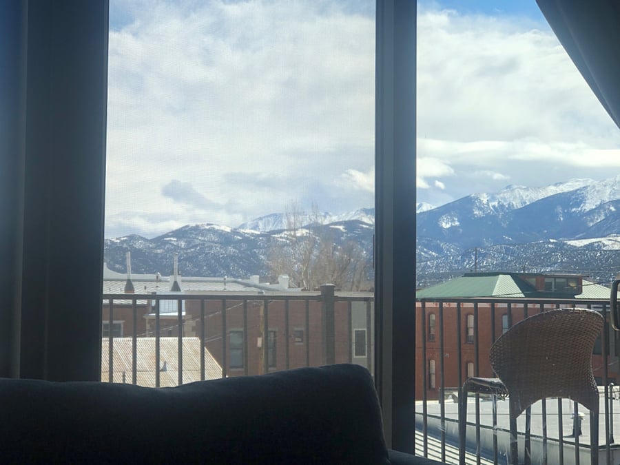 2 SETS OF MOUNTAINS