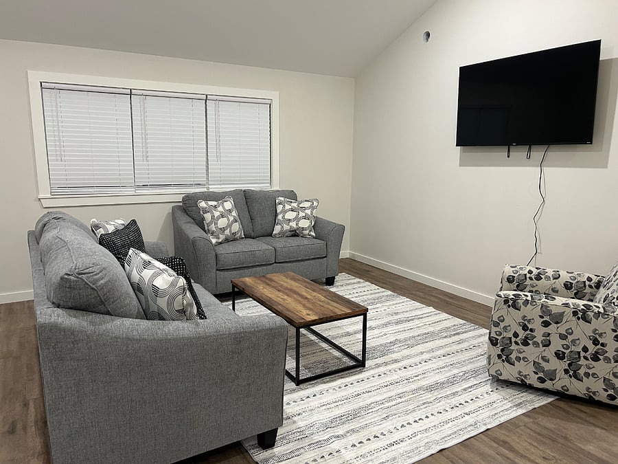 Furnished Finder property 675852_1 photo 61