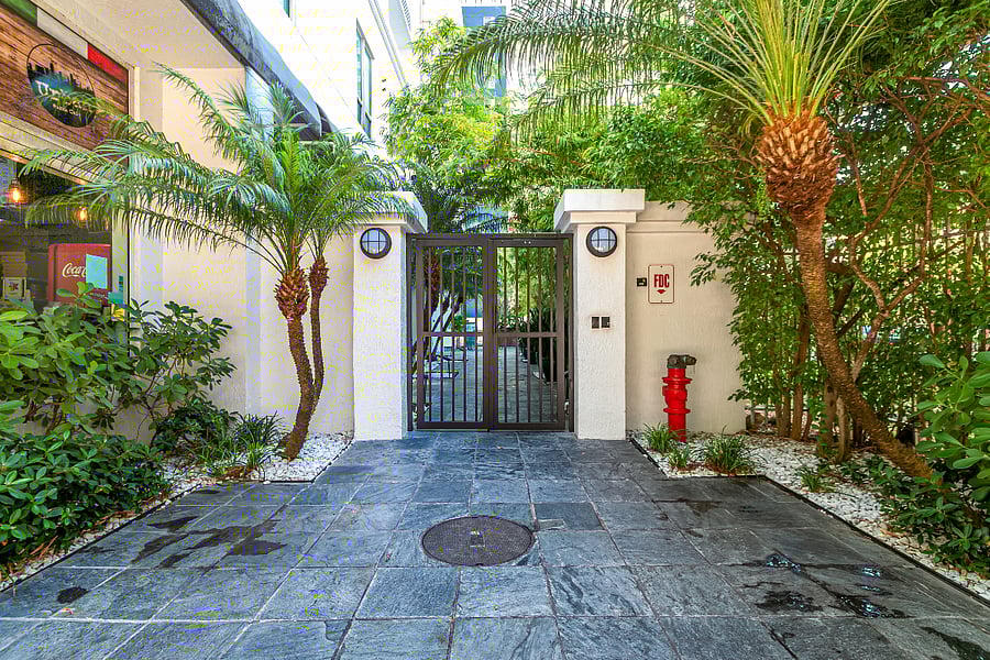 Furnished Finder property 675946_1 photo 24