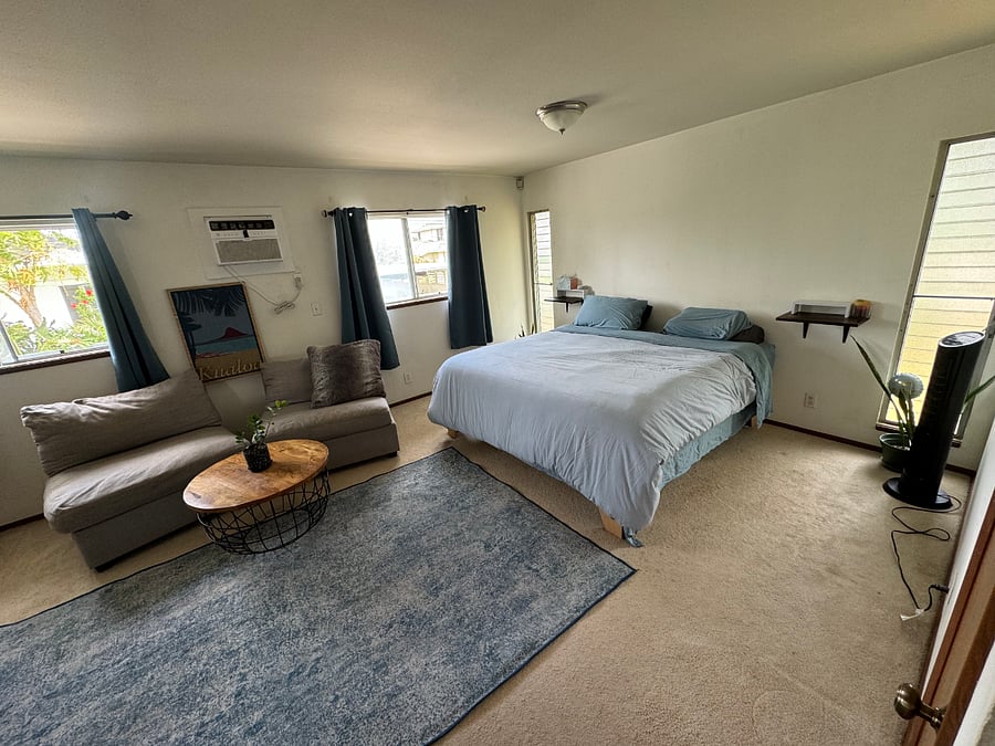 Master Suite with king bed