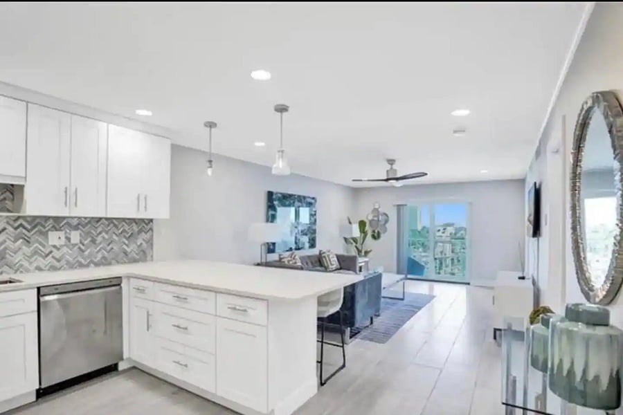 Furnished Finder property 675984_1 photo 9