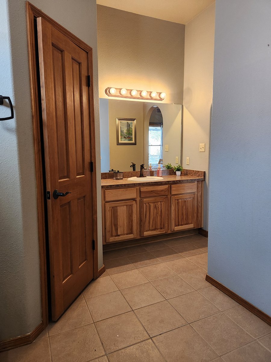 Furnished Finder property 676034_1 photo 22