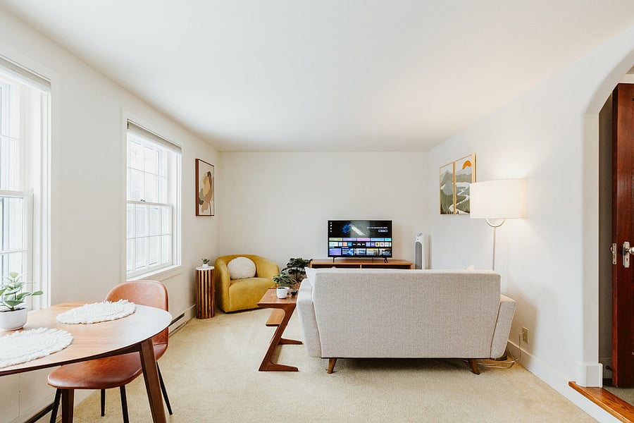 Furnished Finder property 676049_1 photo 3