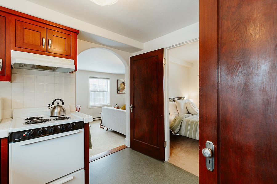 Furnished Finder property 676049_1 photo 6
