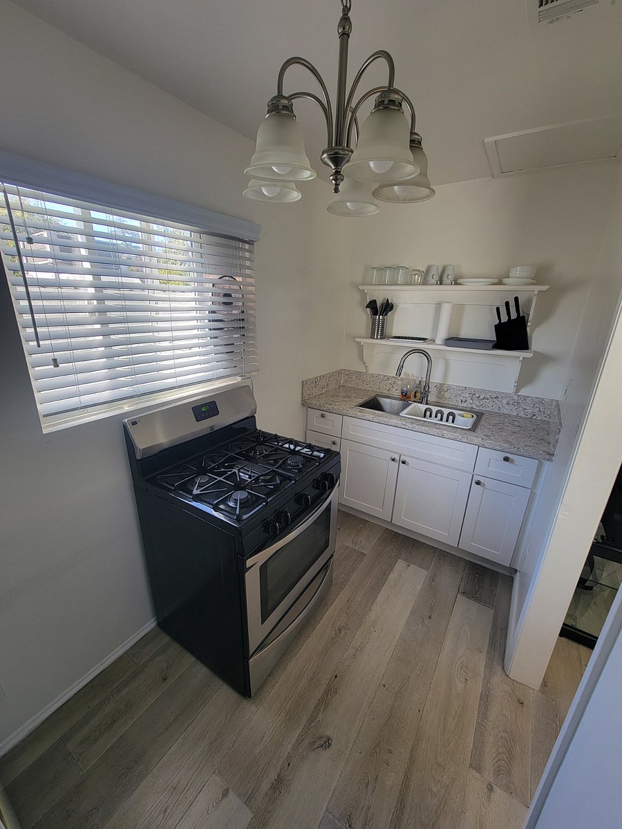 Furnished Finder property 676068_1 photo 7