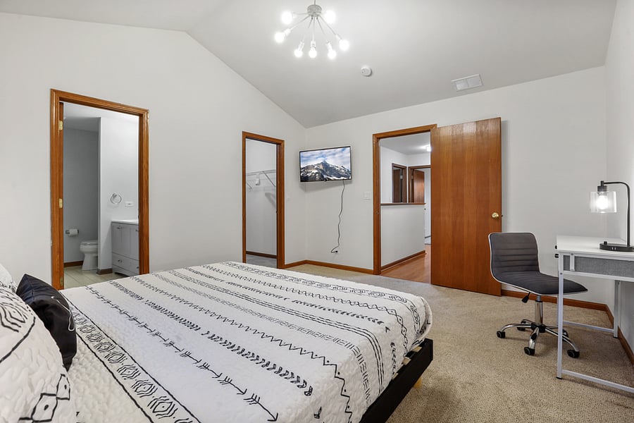 Furnished Finder property 676102_1 photo 14