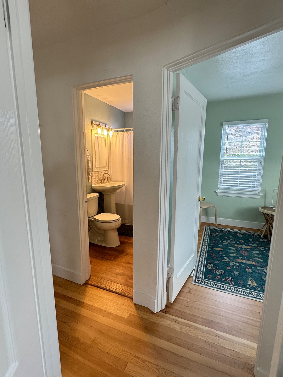 Furnished Finder property 676106_1 photo 21