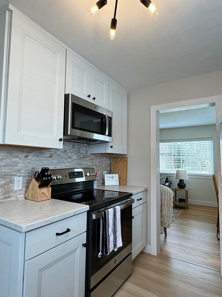 Furnished Finder property 676106_1 photo 17