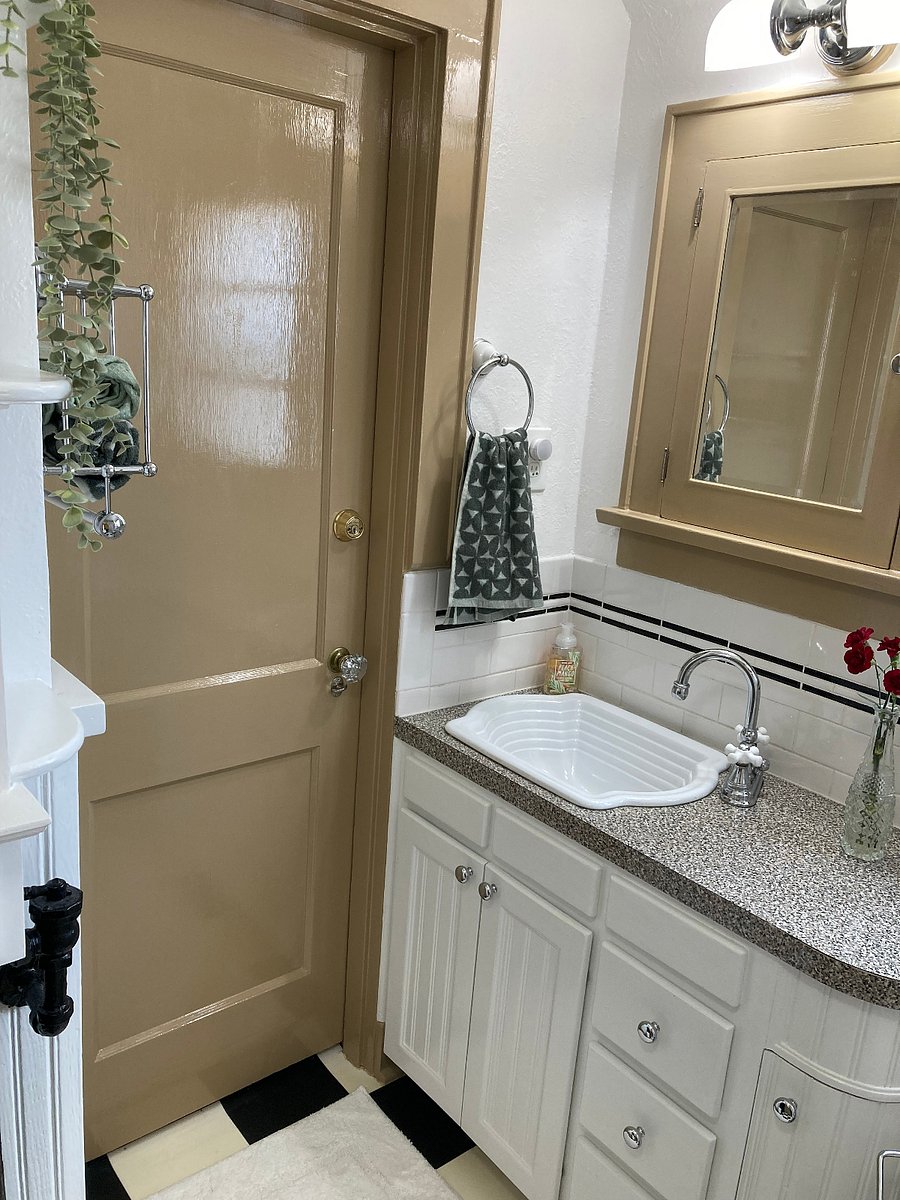 Furnished Finder property 676172_1 photo 27