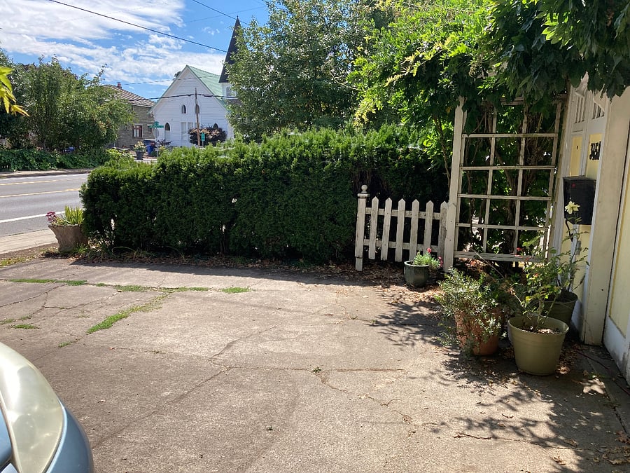 off-street parking in driveway