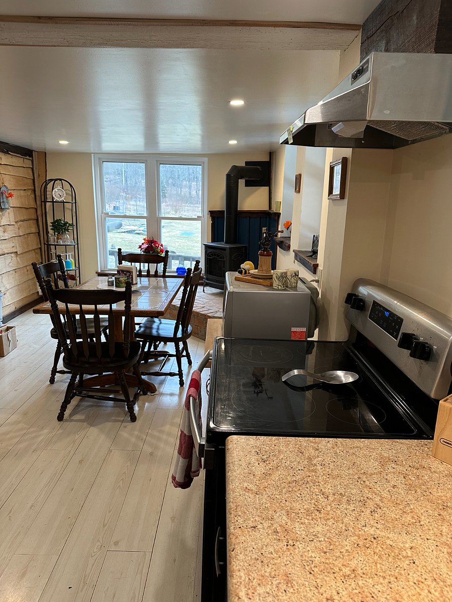 Furnished Finder property 676179_1 photo 3