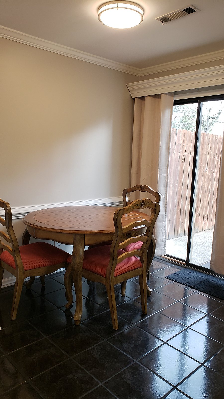Furnished Finder property 676182_1 photo 3