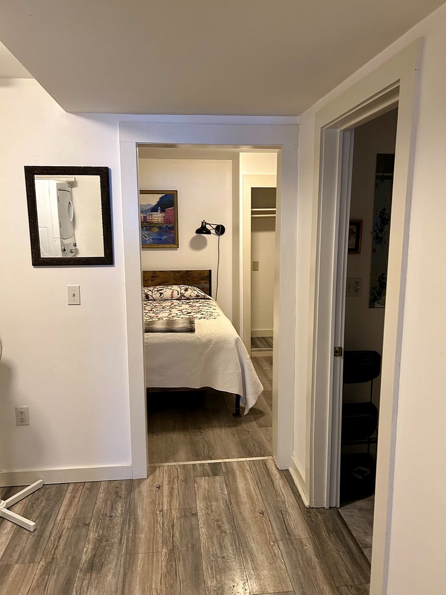 Furnished Finder property 676185_2 photo 7