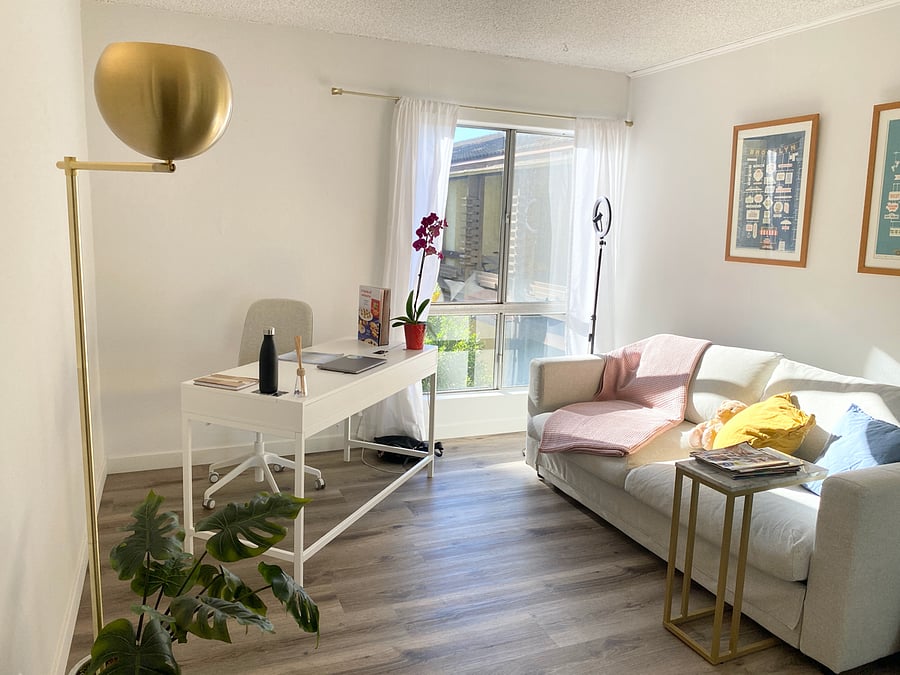 Guest bedroom / office with queen size sofa bed