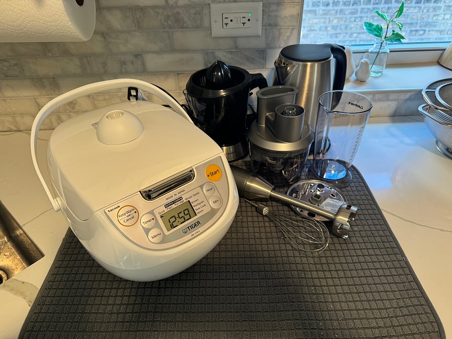 Rice cooker, juicer, electric kettle, immersion blender/food prep machine