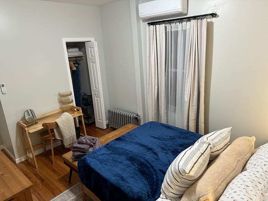 Pic#2 Queen Bedroom
