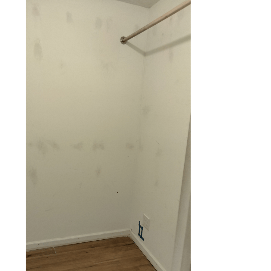 Walk-in closet
