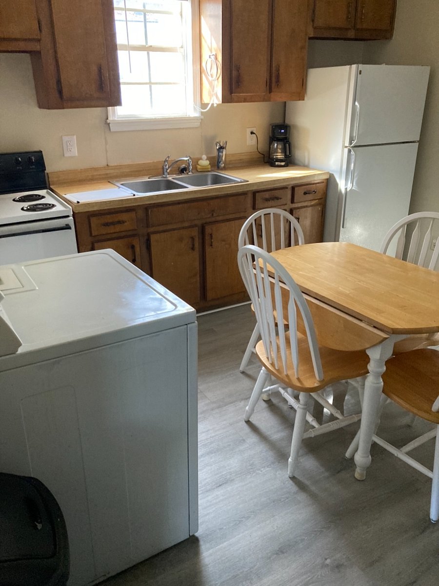 Furnished Finder property 676282_1 photo 4