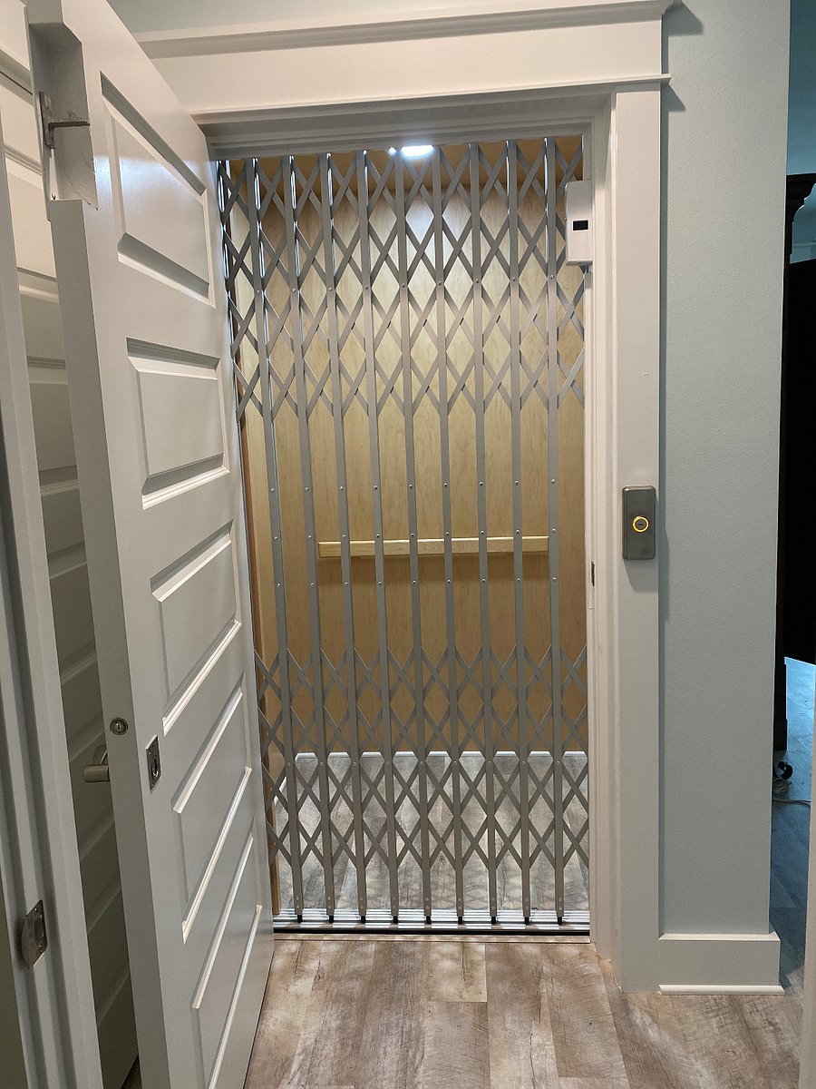 Elevator!!