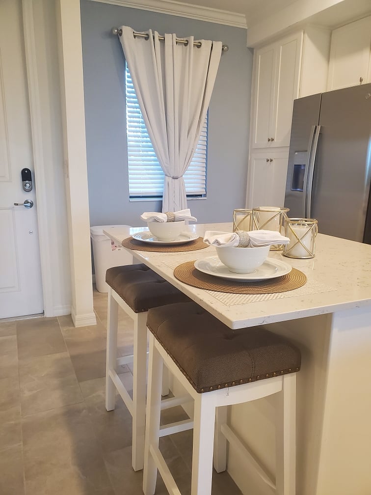 Furnished Finder property 676376_1 photo 4