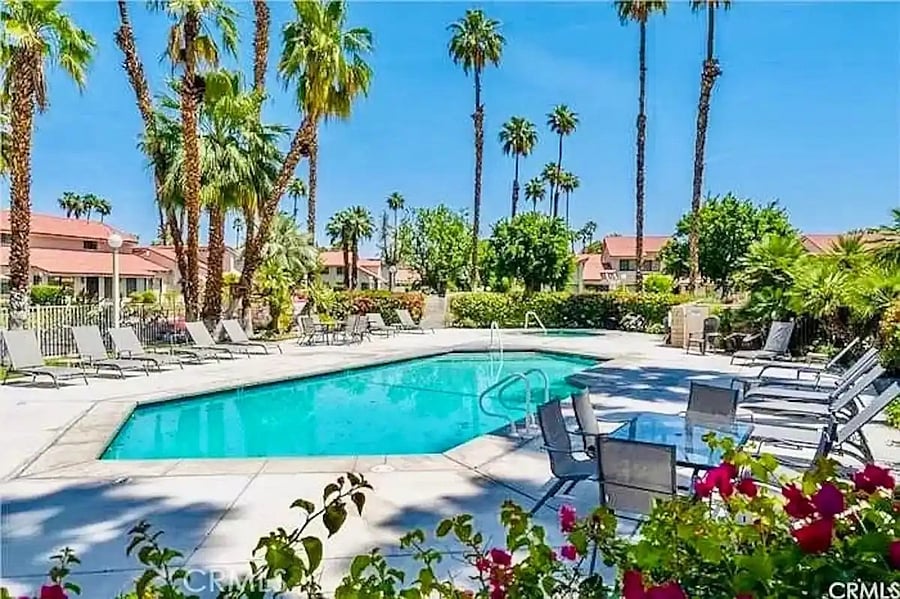 Furnished Finder property 676381_1 photo 17