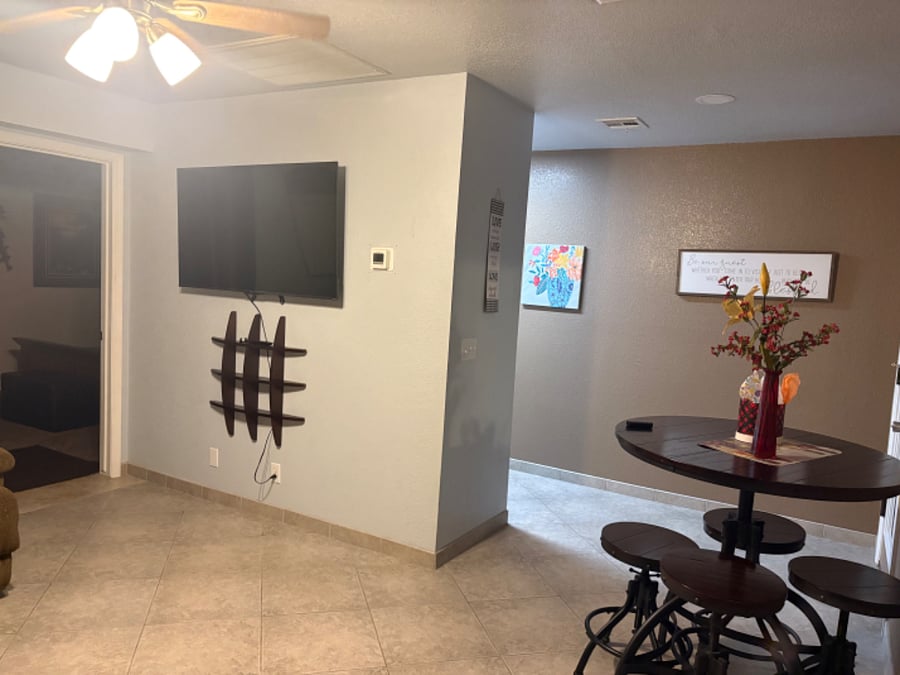 Furnished Finder property 676411_1 photo 4