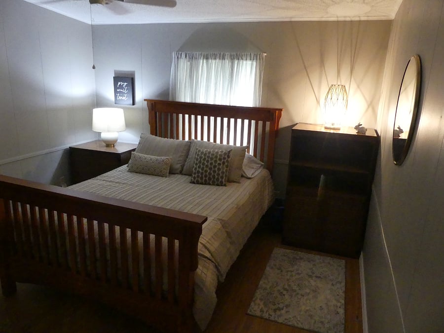 guest bedroom