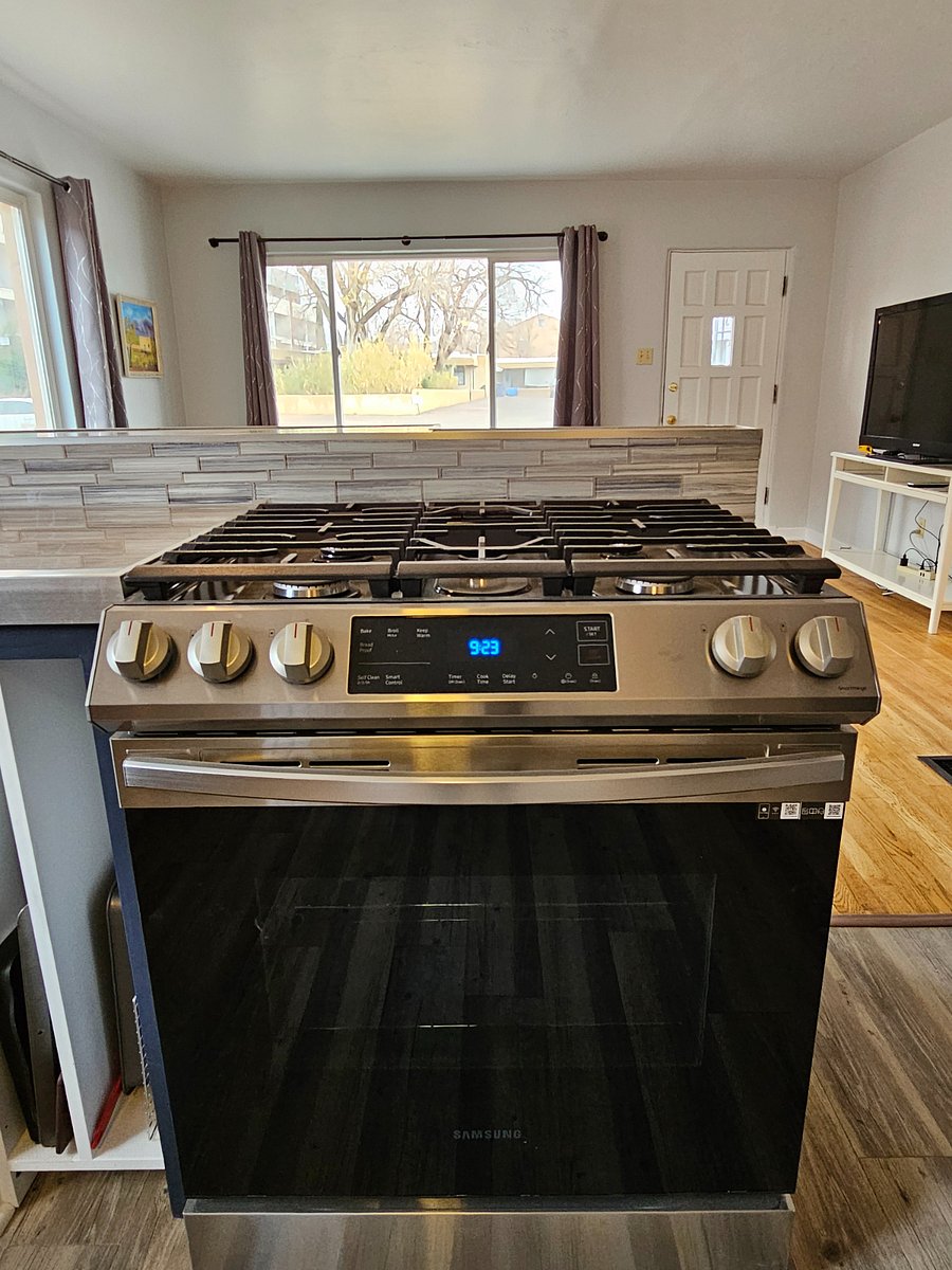 All kitchen appliances are brand new!
