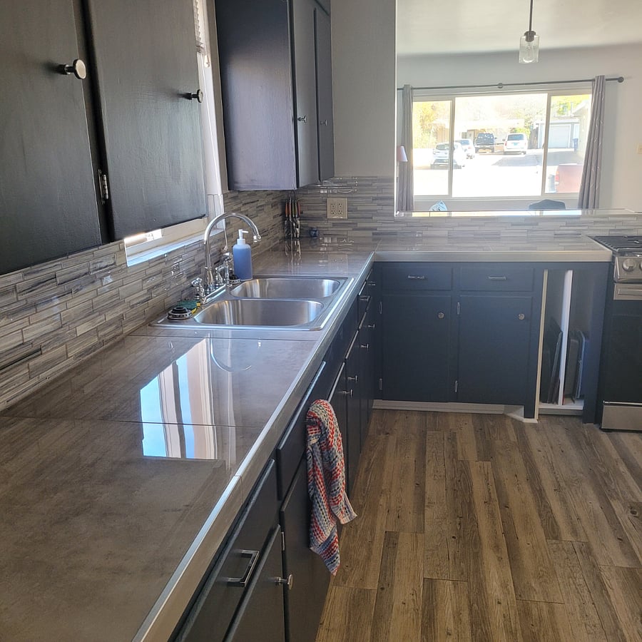 Fully stocked kitchen, complete with cookie sheets and all the amenities you'll need.