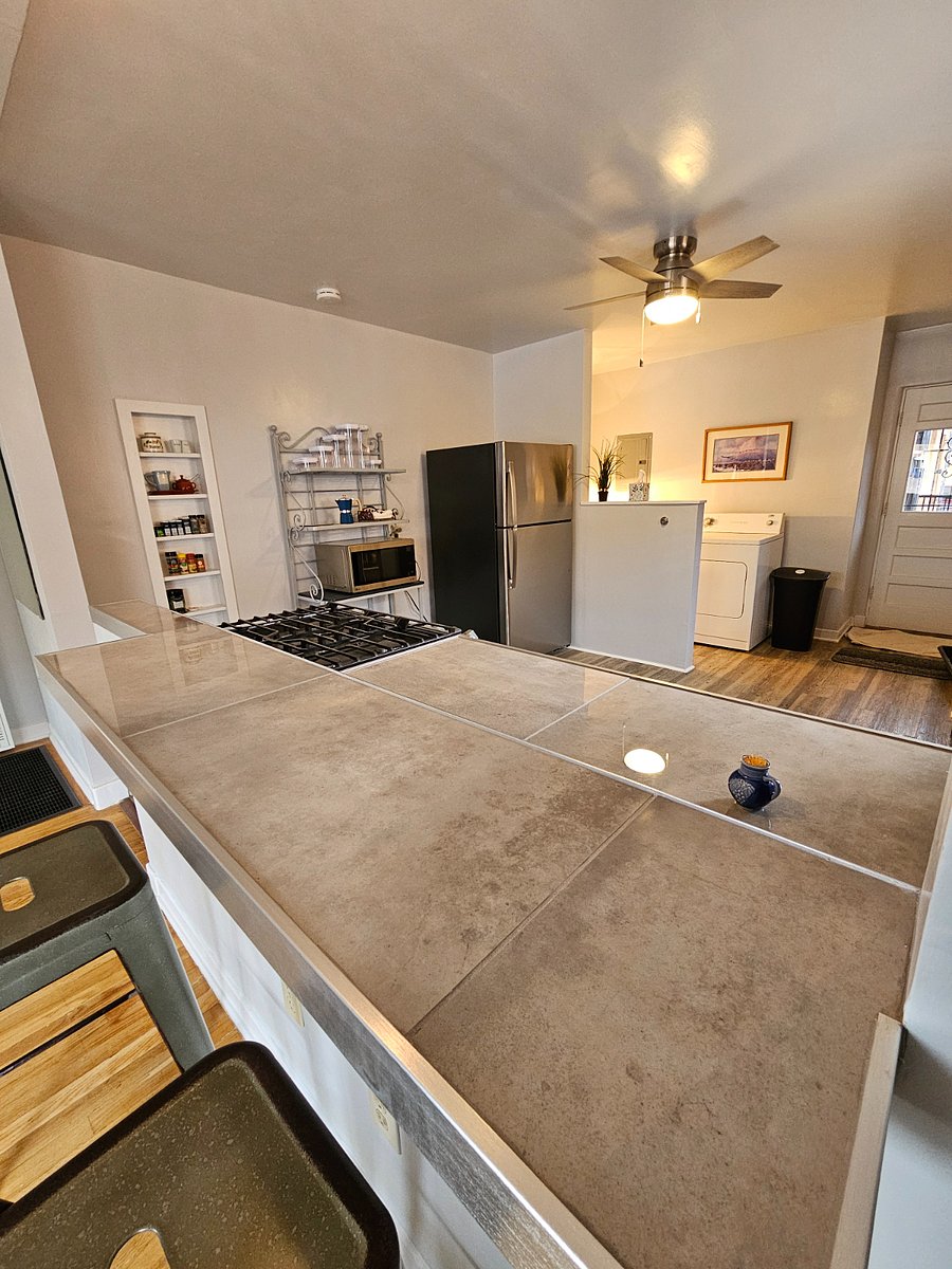 Furnished Finder property 676425_1 photo 37