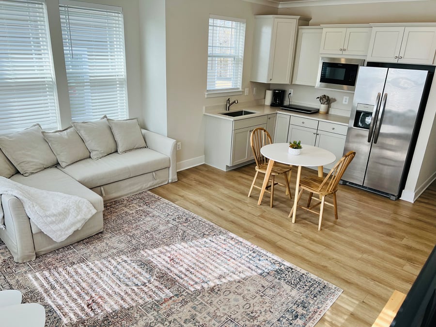 Furnished Finder property 676426_2 photo 3