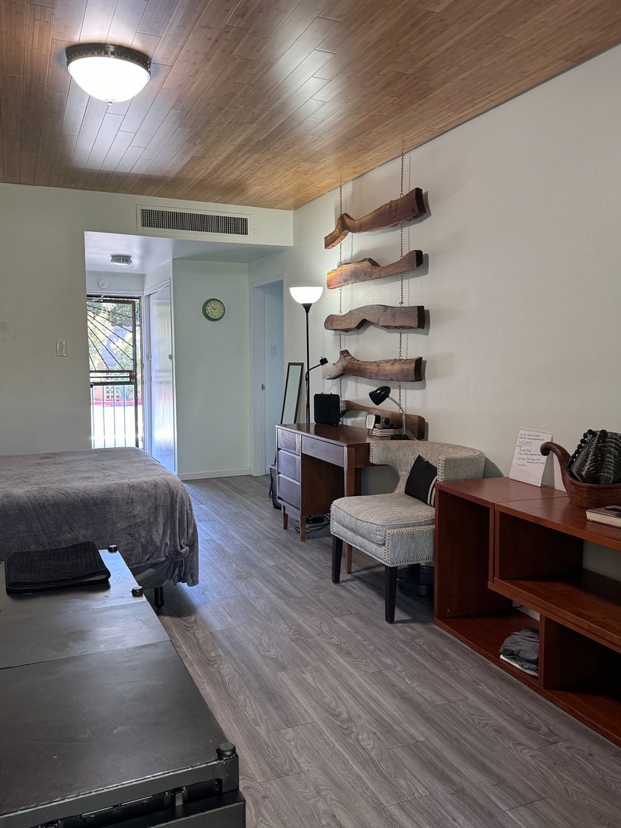 Furnished Finder property 676459_1 photo 3