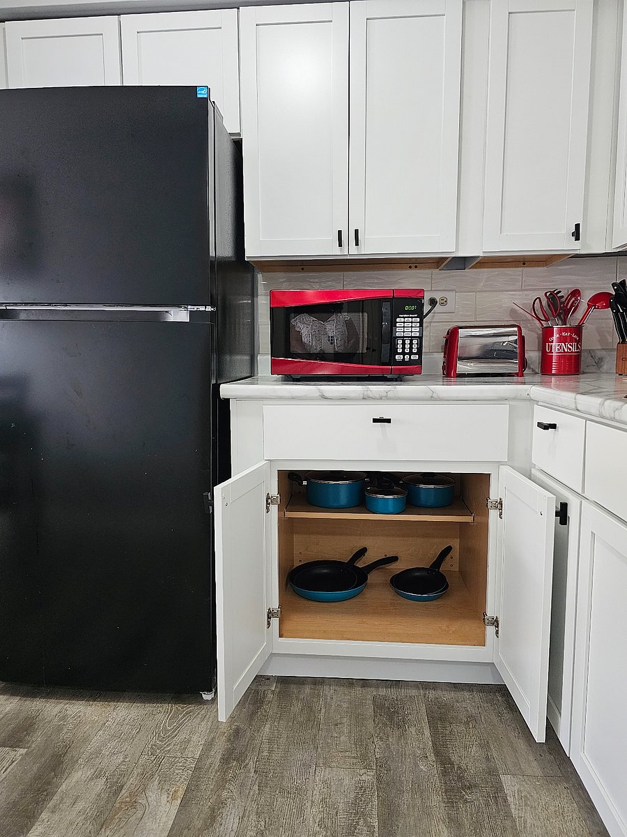 Furnished Finder property 676461_2 photo 8