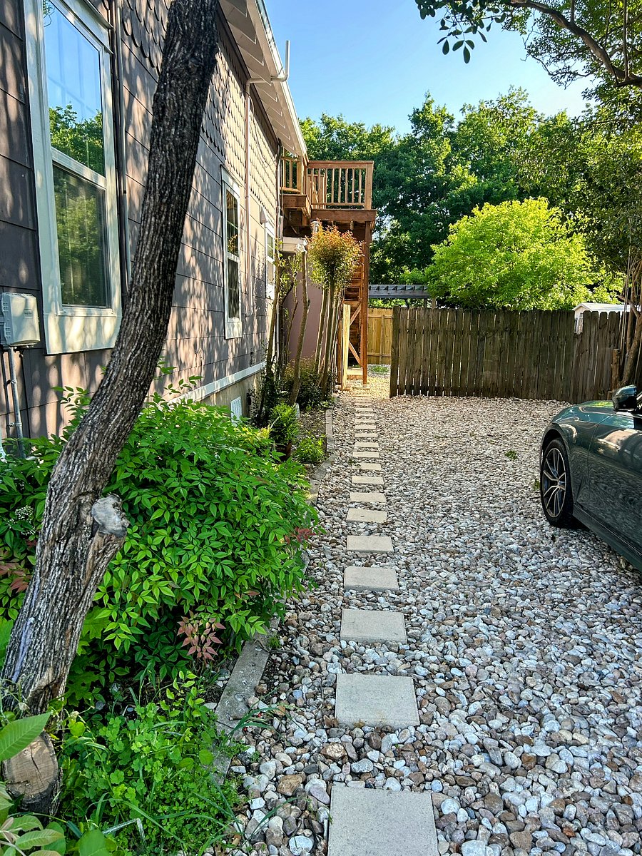 Furnished Finder property 676463_1 photo 3