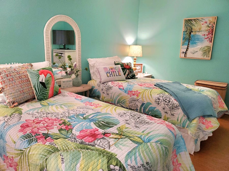 Can be King or 2 twin beds