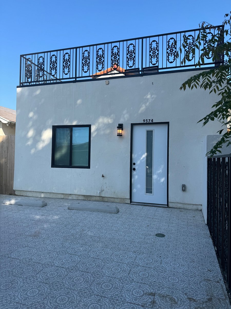 Furnished Finder property 676619_1 photo 12