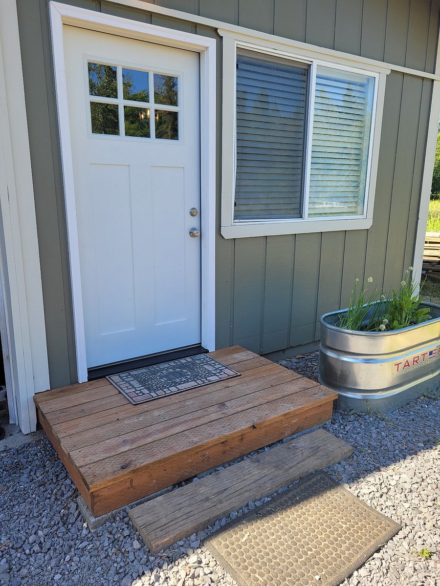 Entry with porch 