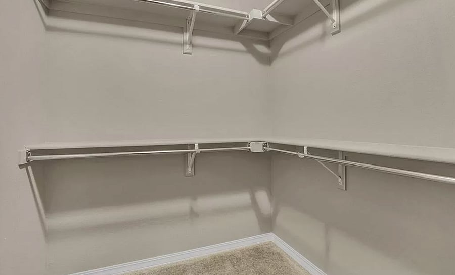 Walk-in closet/storage