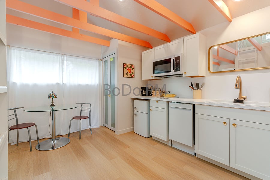 Furnished Finder property 676644_1 photo 12