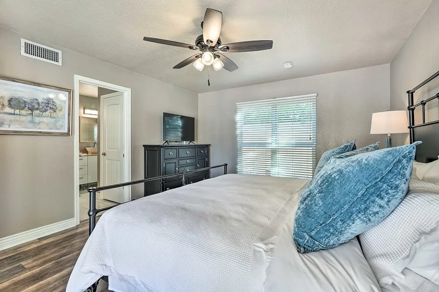 Furnished Finder property 676703_1 photo 11