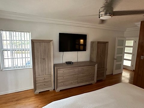 Bed to TV - expanded view