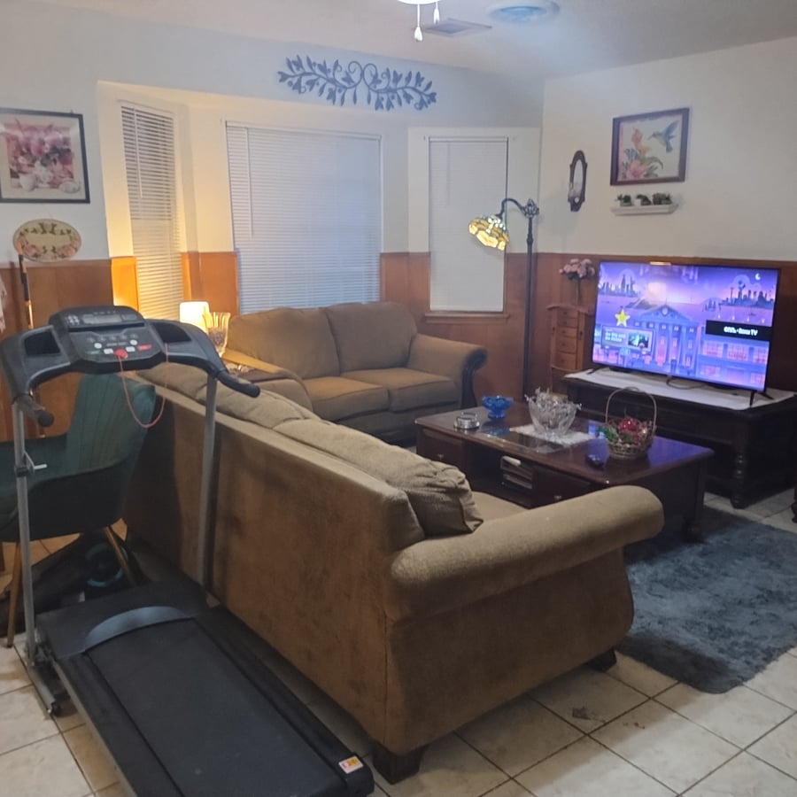 Furnished Finder property 676746_1 photo 3