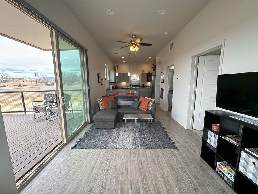 Furnished Finder property 676938_1 photo 1