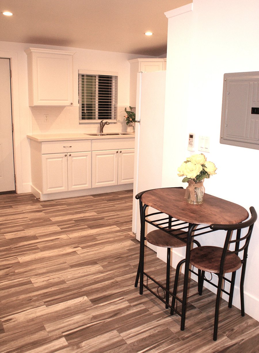 Furnished Finder property 676987_2 photo 6