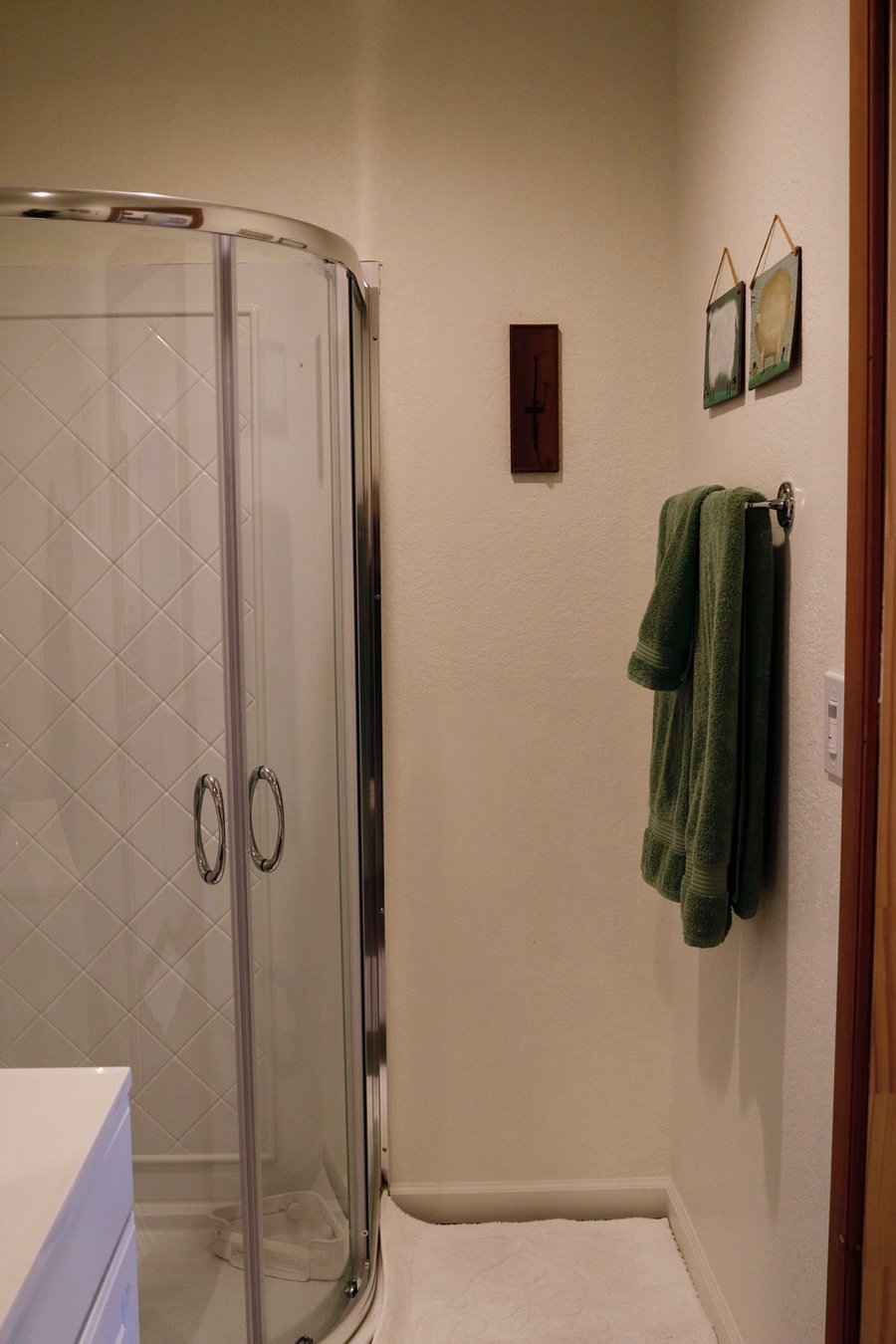 Cottage is equipped with soft water which is nice for your hair, skin and laundry! There's also a "Insta-Hot" water heater which means you won't run out of hot water.