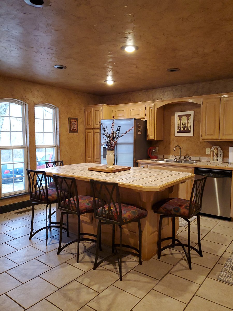 Furnished Finder property 677055_1 photo 3